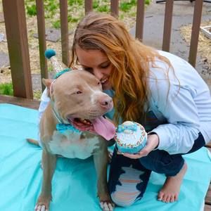 Meet your Posher, Brooke